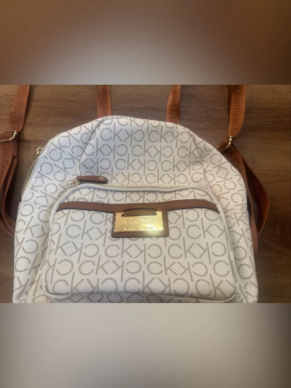 Calvin Klein Women's Backpack **BROKEN ZIPPER DISCOUNT**